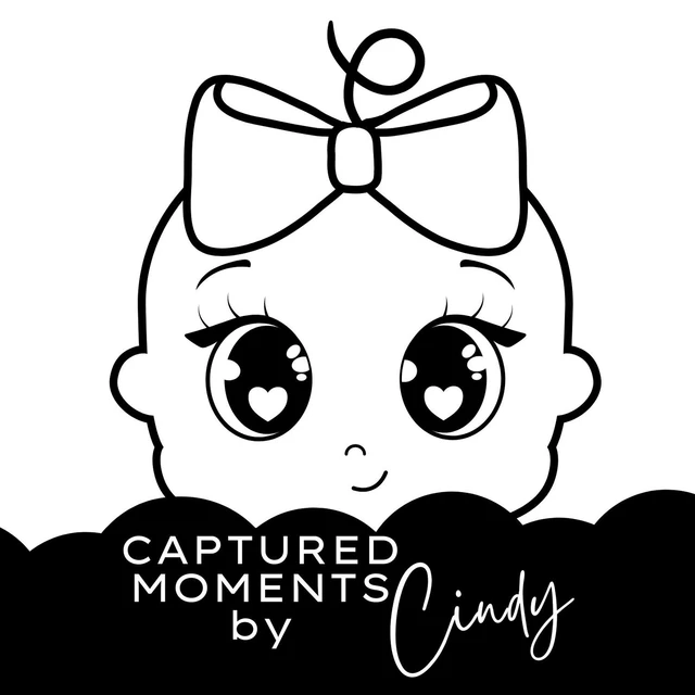Captured Moments by Cindy logo