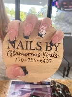 Glamorous Nails logo