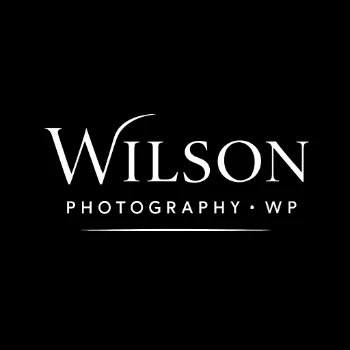 Wilson Photos logo